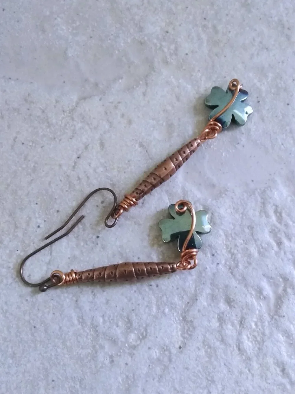 Handmade. WireWrapped. 4 Leaf Clover Dangle Earrings! Positive Vibes & Good Luck
